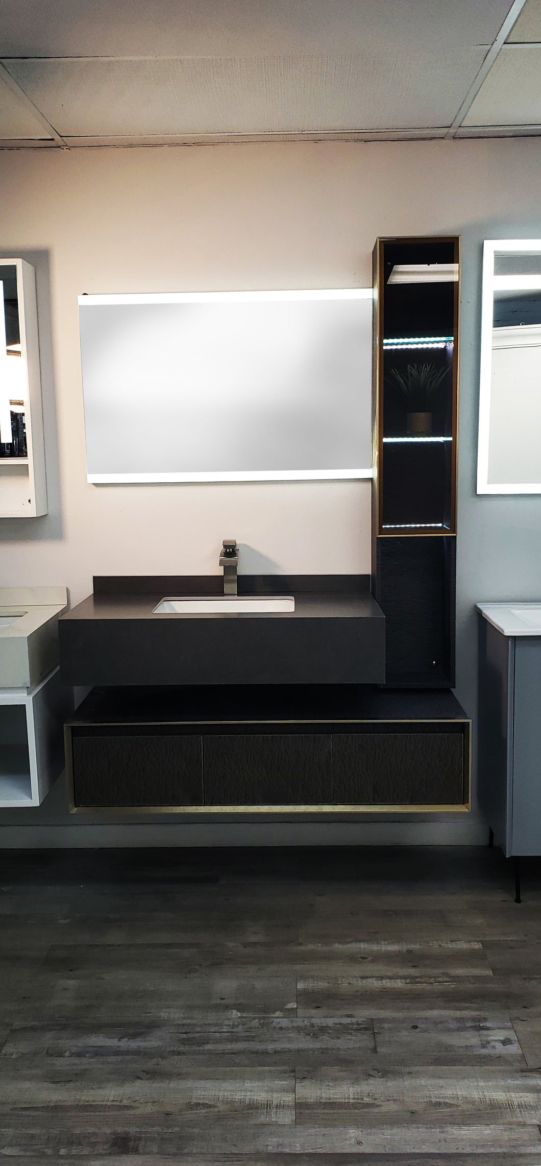 40181200 Mueble de Baño con espejo LCD 47.5