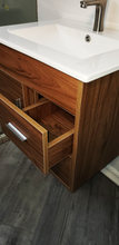 Cargar imagen en el visor de la galería, HK026 Mueble de Baño PVC 24&quot; con botiquín
