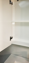 Cargar imagen en el visor de la galería, BA600WH Mueble de Baño PVC 24&quot;
