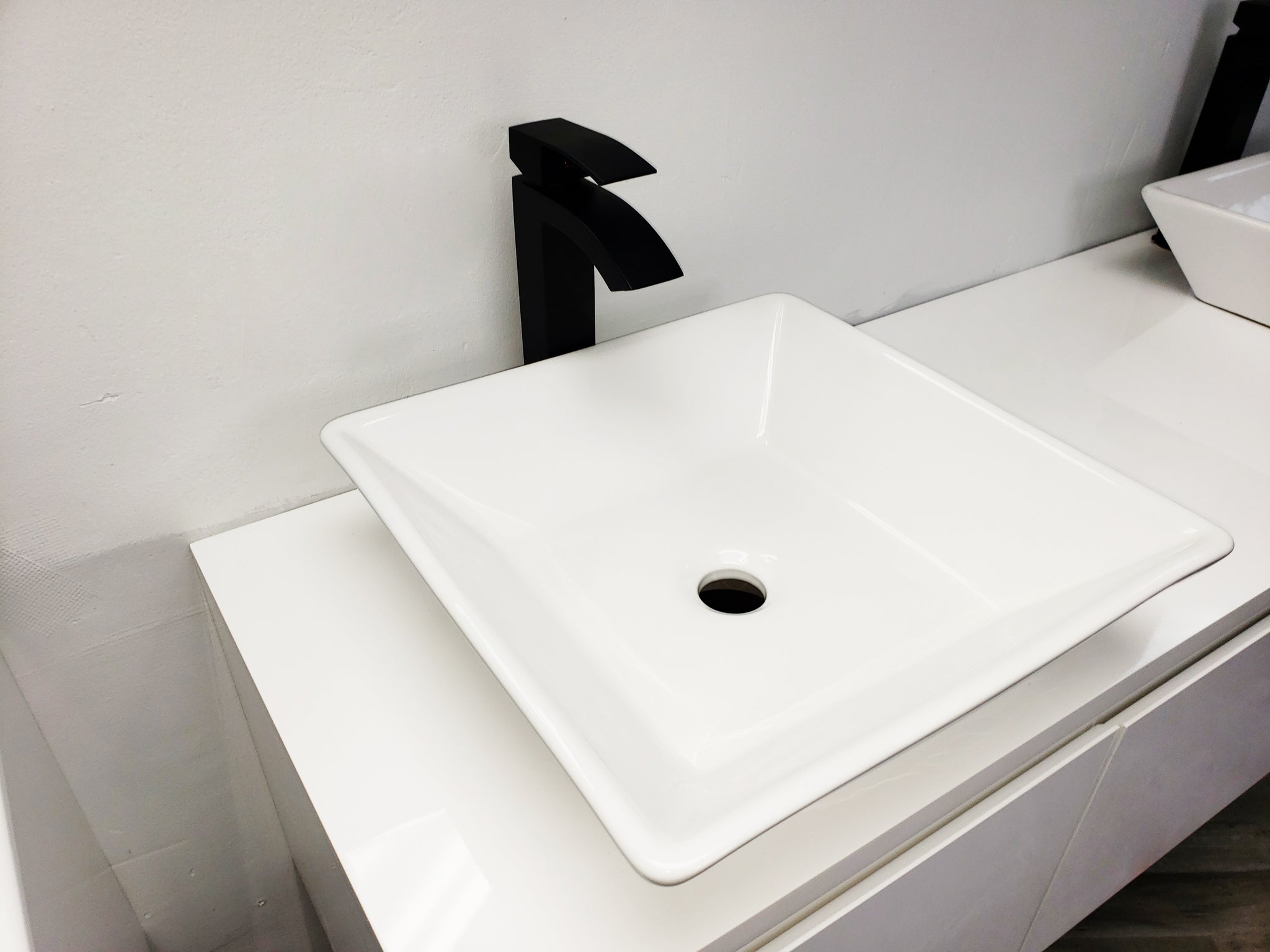 Mueble auxiliar de baño alto y estrecho Venca Hogar - Venca - 059219
